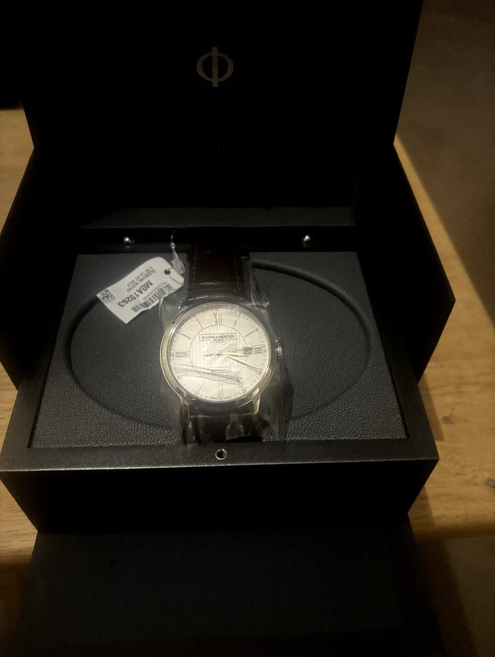 NWT BAUME & MERCIER BROWN LEATHER WATCH